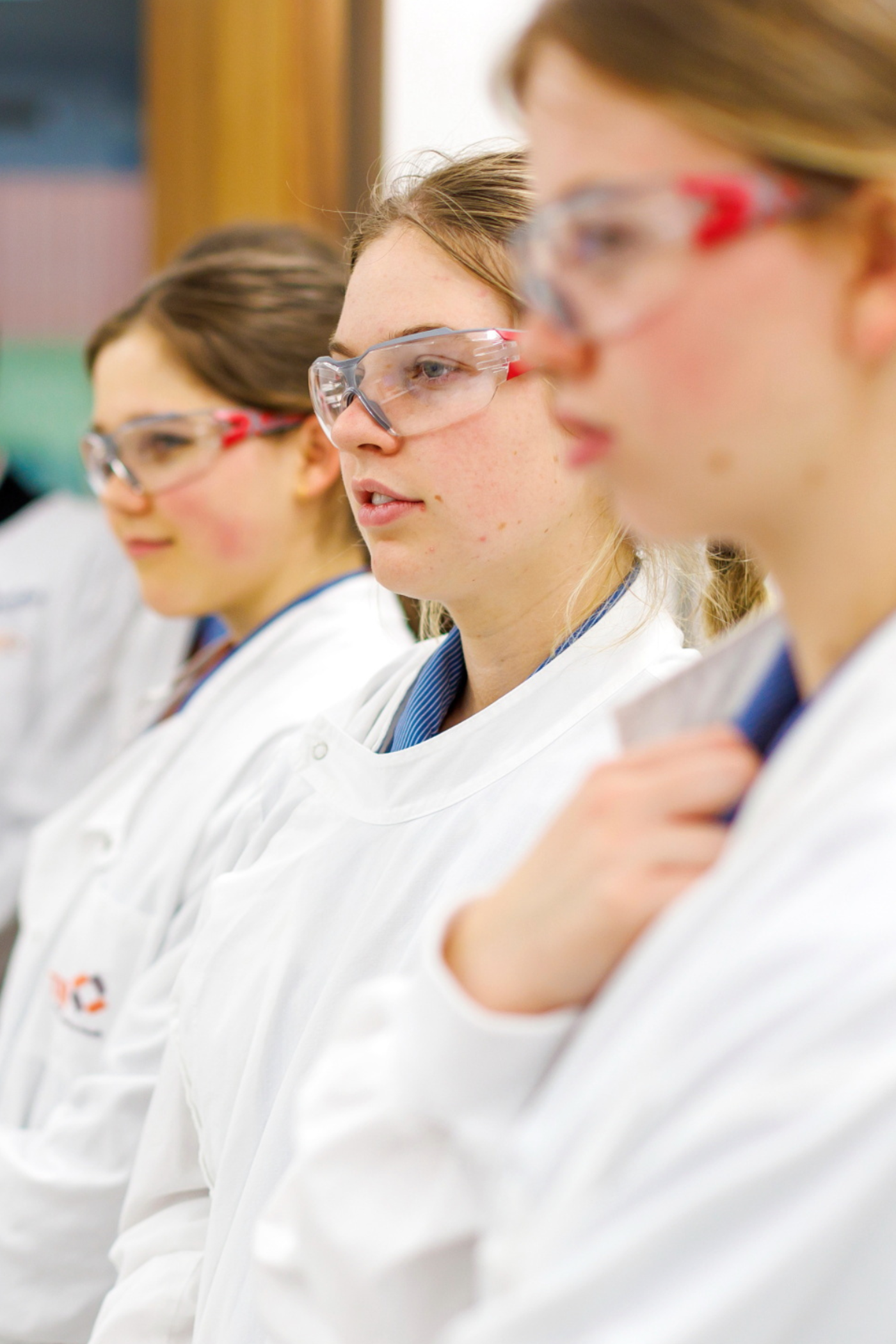 Students from All Hallows School in Mater Research's lab at TRI